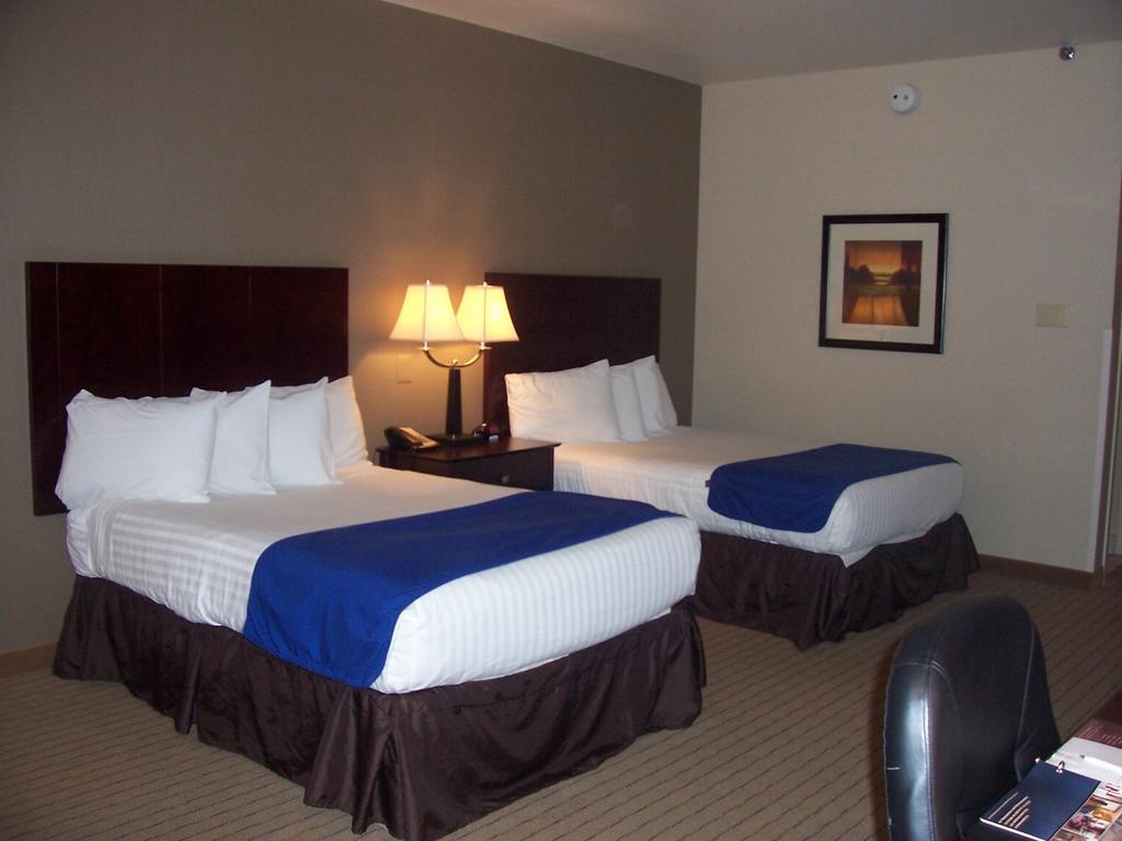 Nichols Village Hotel And Spa 클라크스서밋 객실 사진
