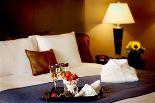 Nichols Village Hotel And Spa 클라크스서밋 외부 사진